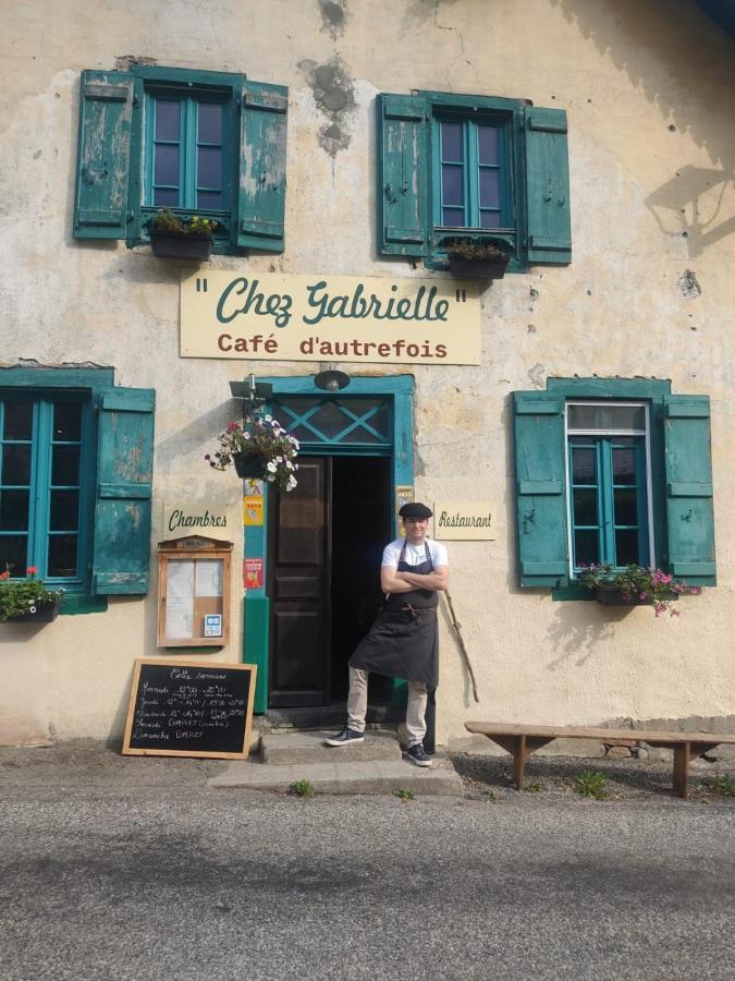 Auberge Chez Gabrielle - Vallee De Lesponne Beaudéan Exteriör bild